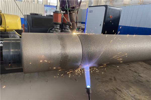 為什麽激光熔覆時下麵工件需要加熱.jpg 為什麽激光熔覆時下麵工件需要加熱.jpg